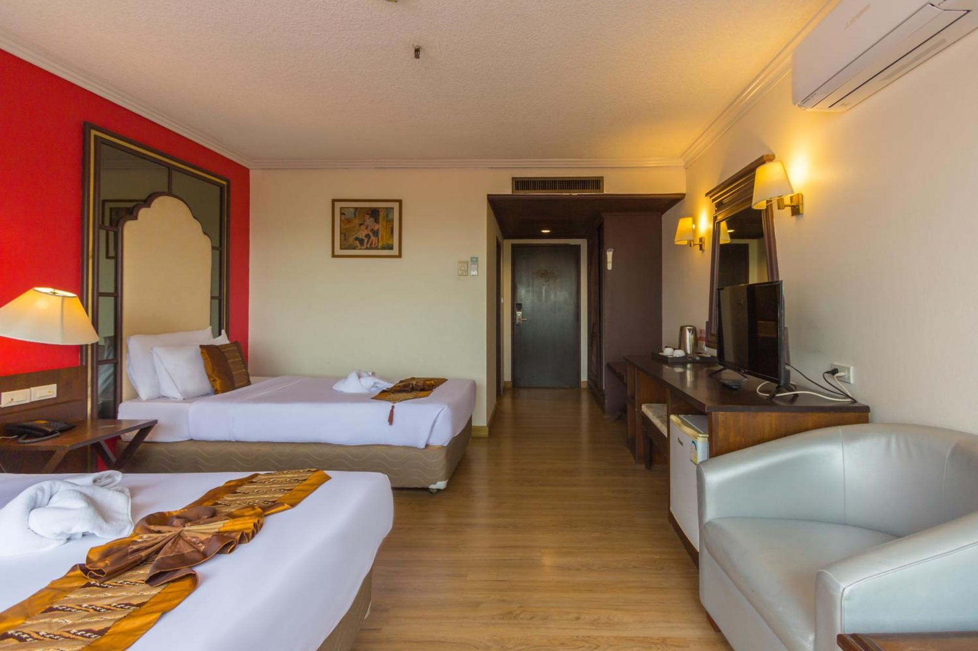 Bp Chiangmai City Hotel Чиангмай Экстерьер фото