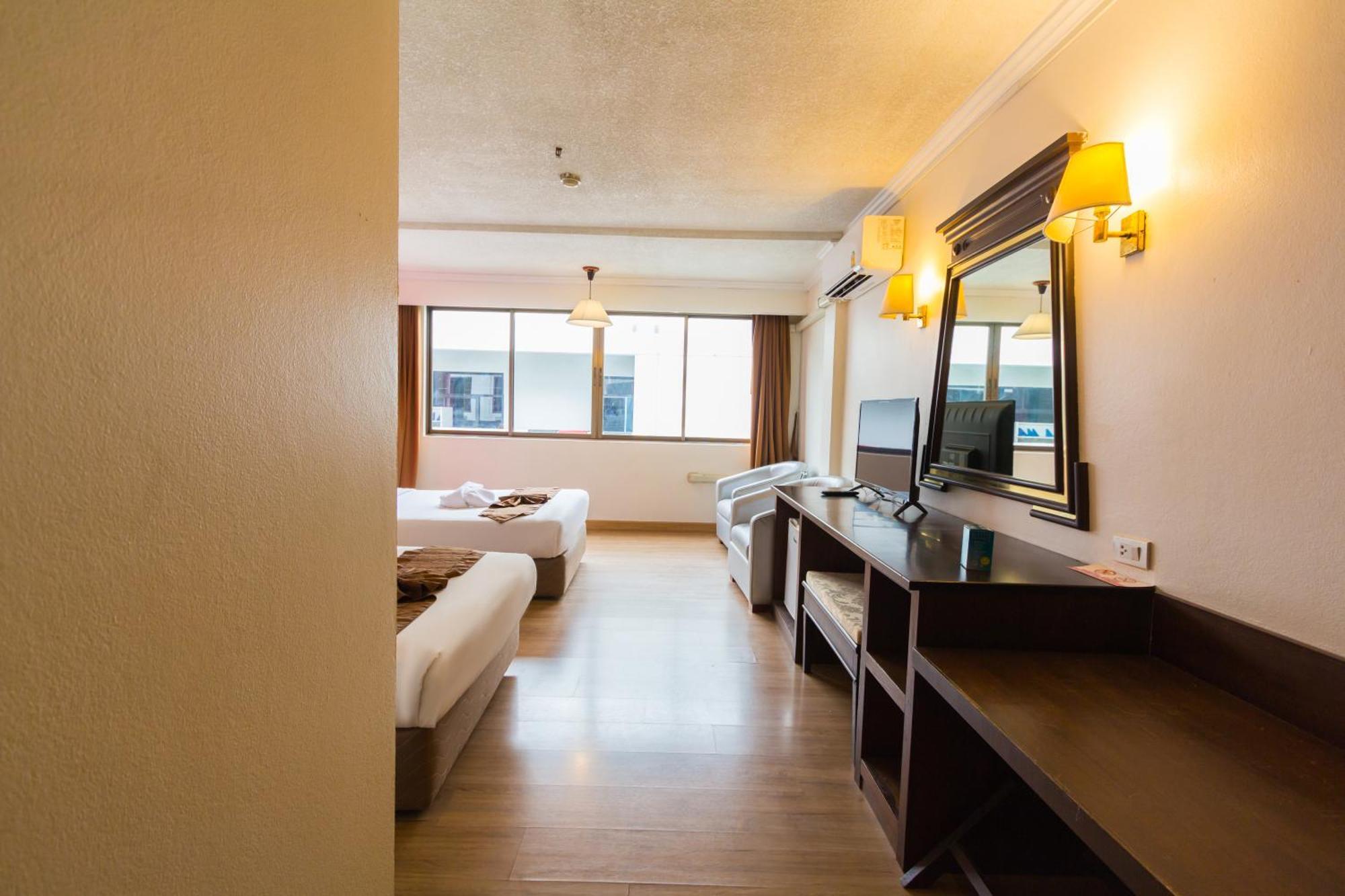 Bp Chiangmai City Hotel Чиангмай Экстерьер фото