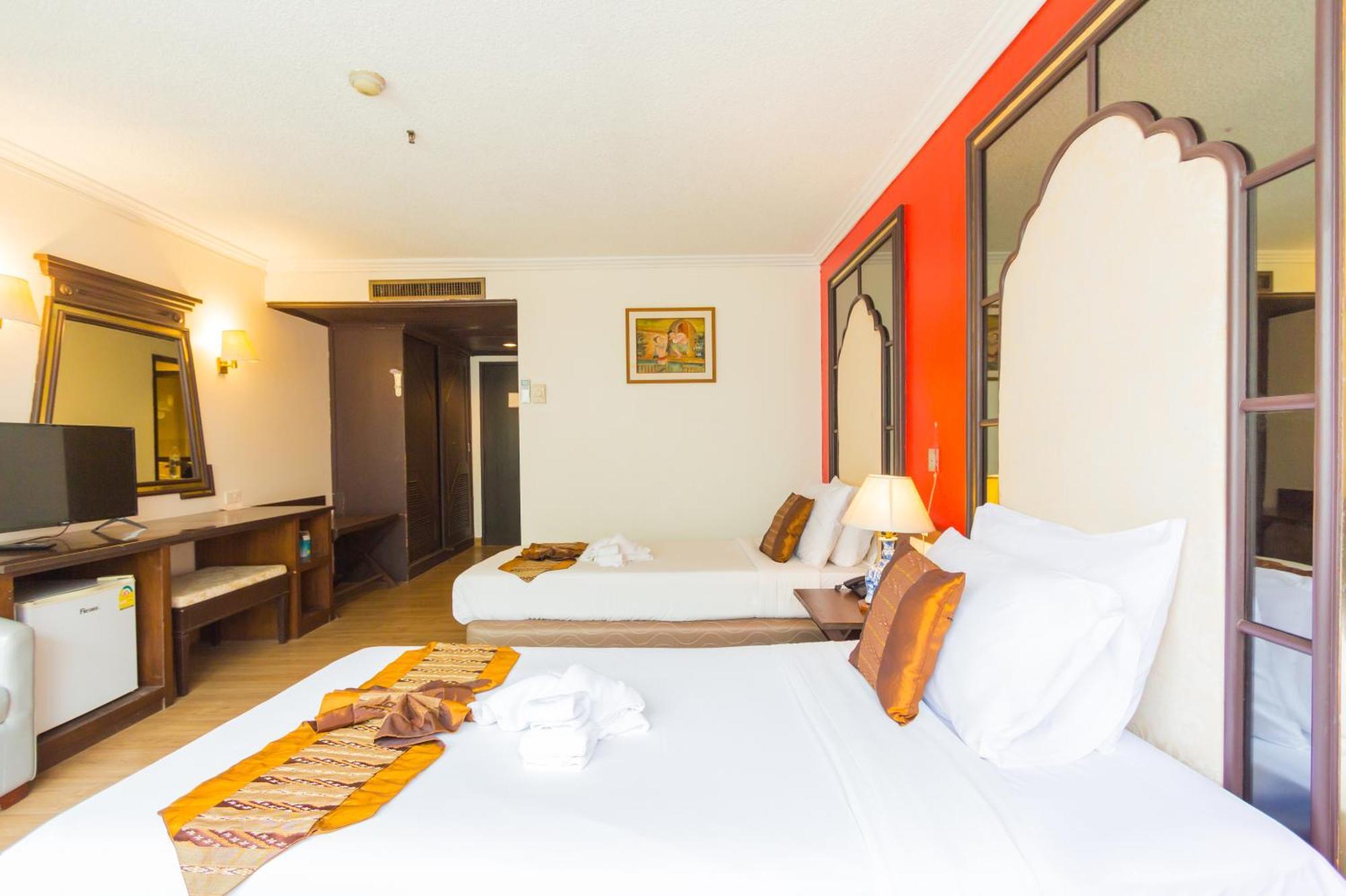 Bp Chiangmai City Hotel Чиангмай Экстерьер фото