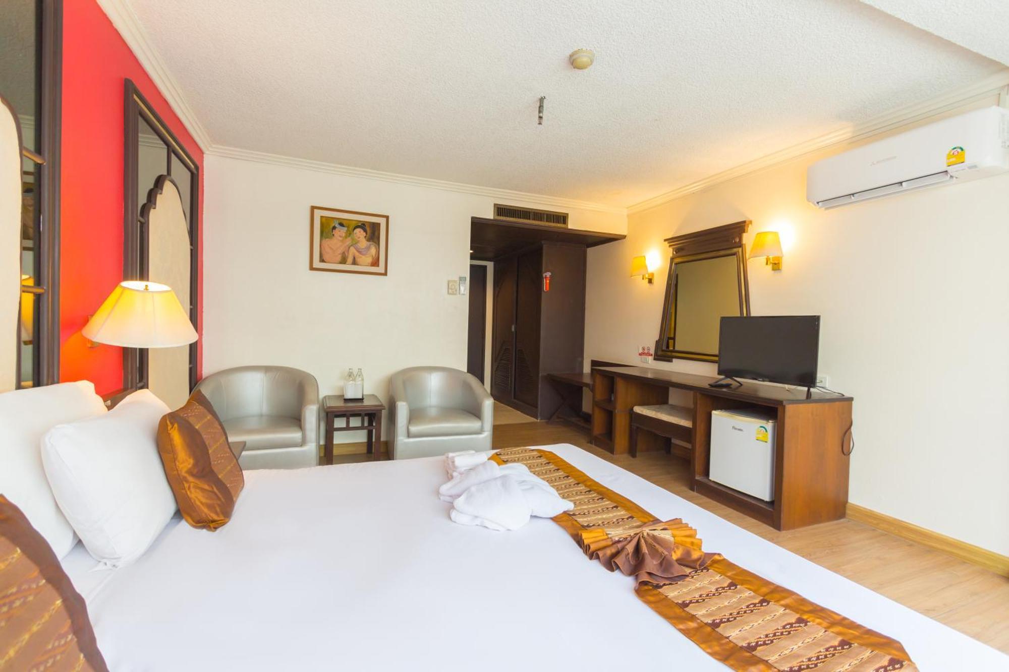 Bp Chiangmai City Hotel Чиангмай Экстерьер фото